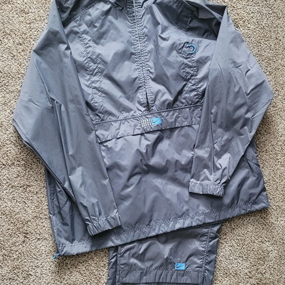 Nike windbreaker set